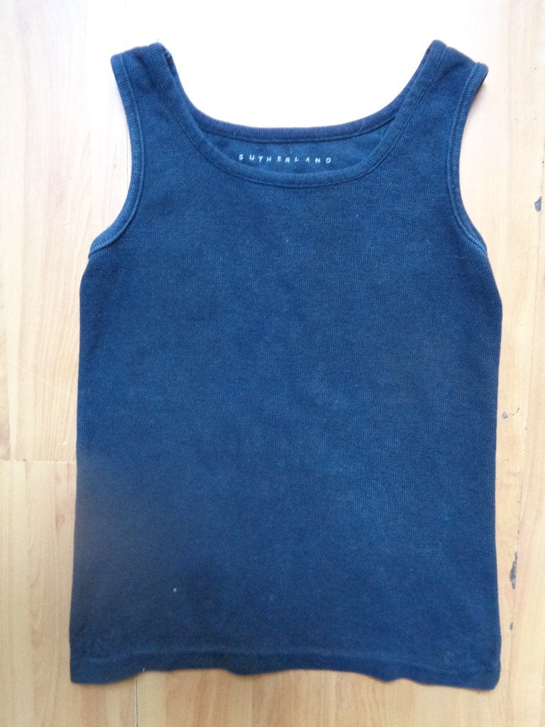 T shirt Sutherland, Kleding | Dames, T-shirts, Zo goed als nieuw, Maat 36 (S), Zwart, Zonder mouw, Ophalen of Verzenden