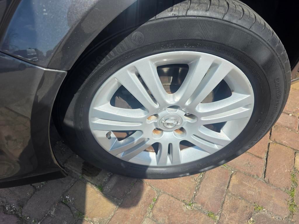 Opel Astra 1.6 Cosmo,leer,trekhaak, Auto's, Voorwielaandrijving, 15 km/l, Gebruikt, 4 cilinders
