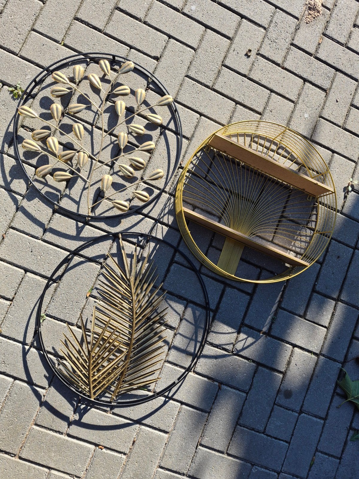 Set van 3 decoratieve wandcirkels - Goudkleurig metaal, Ophalen, Metaal, Gebruikt, Goud