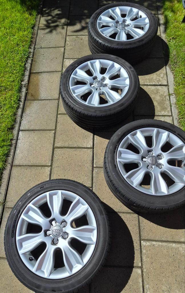 Audi A1 16 inch 215/45/R16 velgen,Continental zomerbanden, Auto-onderdelen, Banden en Velgen, Ophalen, 16 inch, Banden en Velgen