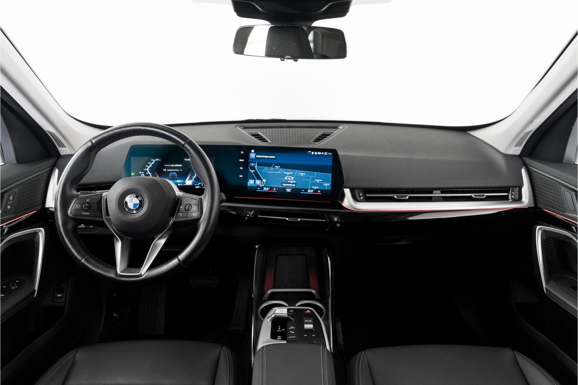 BMW X1 sDrive18i|Leder|stoelverwarming|Camera, 136 pk, Gebruikt, Zwart, Bedrijf