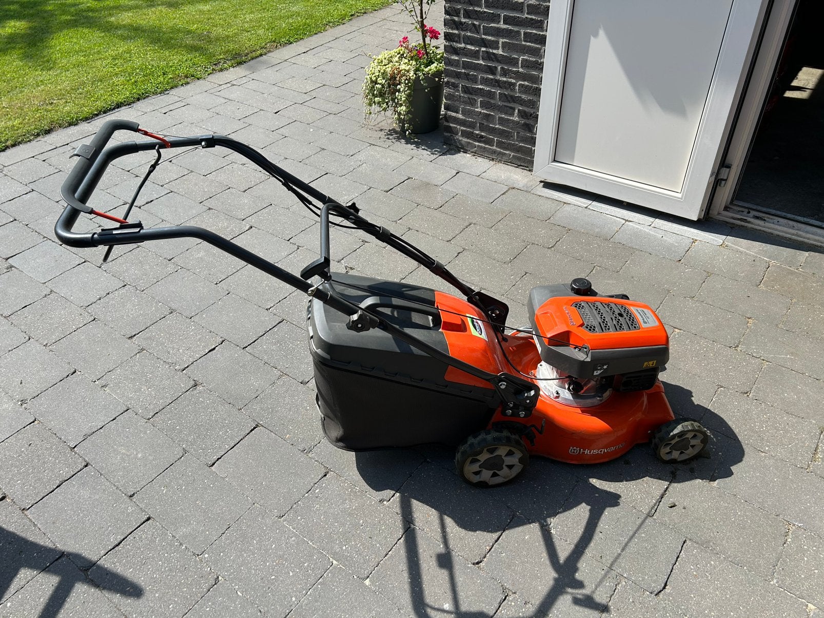 Husqvarna lc140sp benzine maaier zelfrijdend, Cirkelmaaier, Ophalen, Gebruikt, Benzine-grasmaaier
