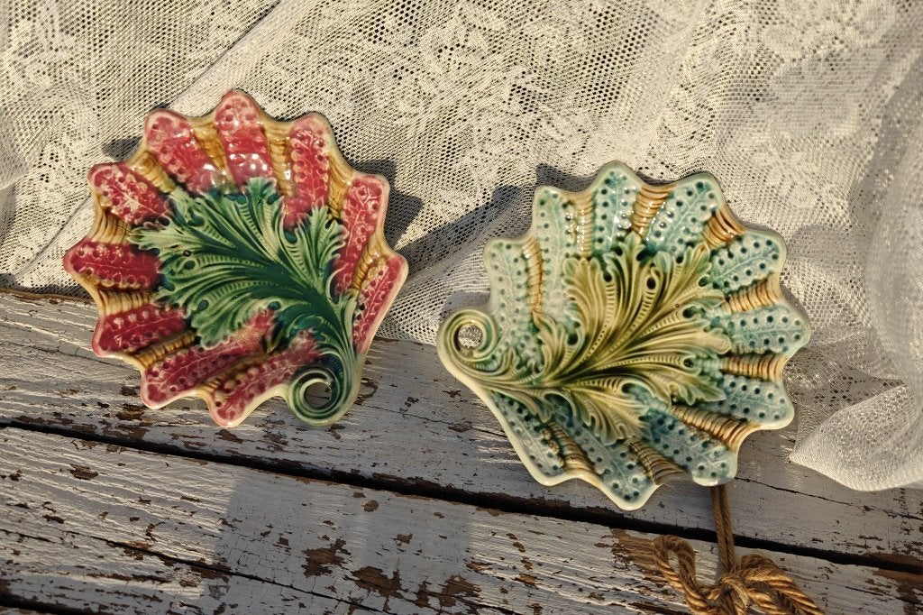 2 Majolica schaaltjes 19e eeuw Antiek Mint- oker-en rozerood, Ophalen of Verzenden