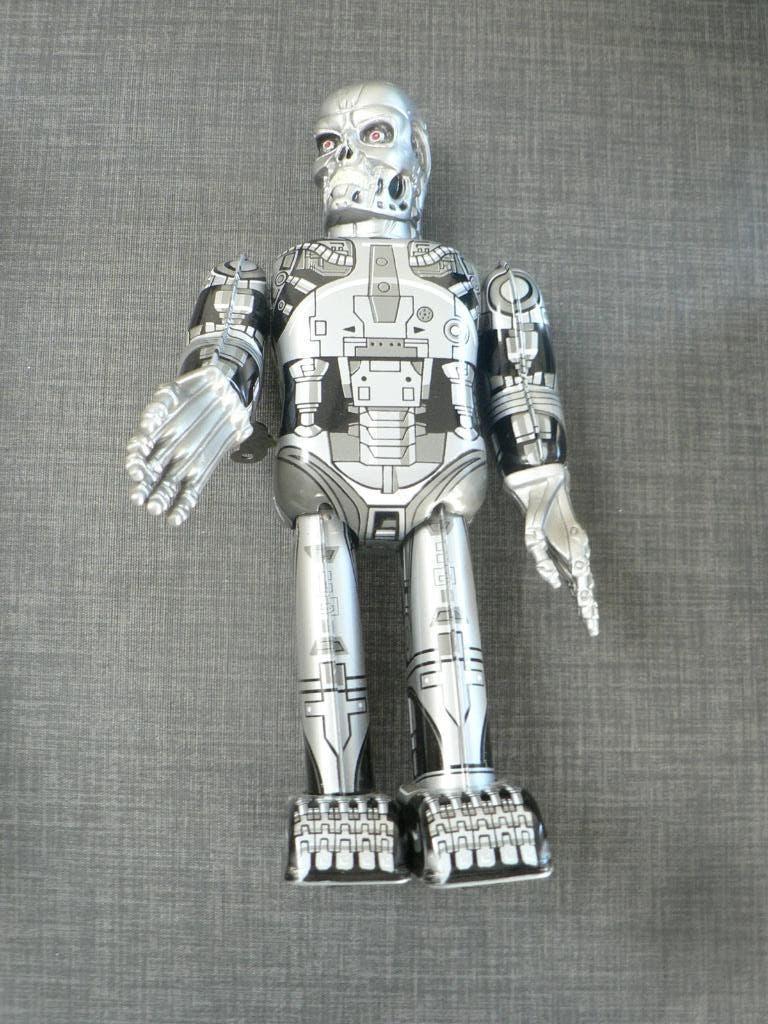 BILKKEN ROBOT MADE IN CHINA 23 CM MS288 MET DOOS, Ophalen of Verzenden