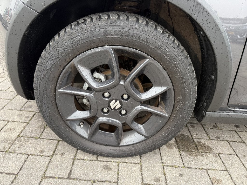 Suzuki Ignis 1.2 Select Automaat (bj 2022), Auto's, 83 pk, Stof, Gebruikt, Zwart