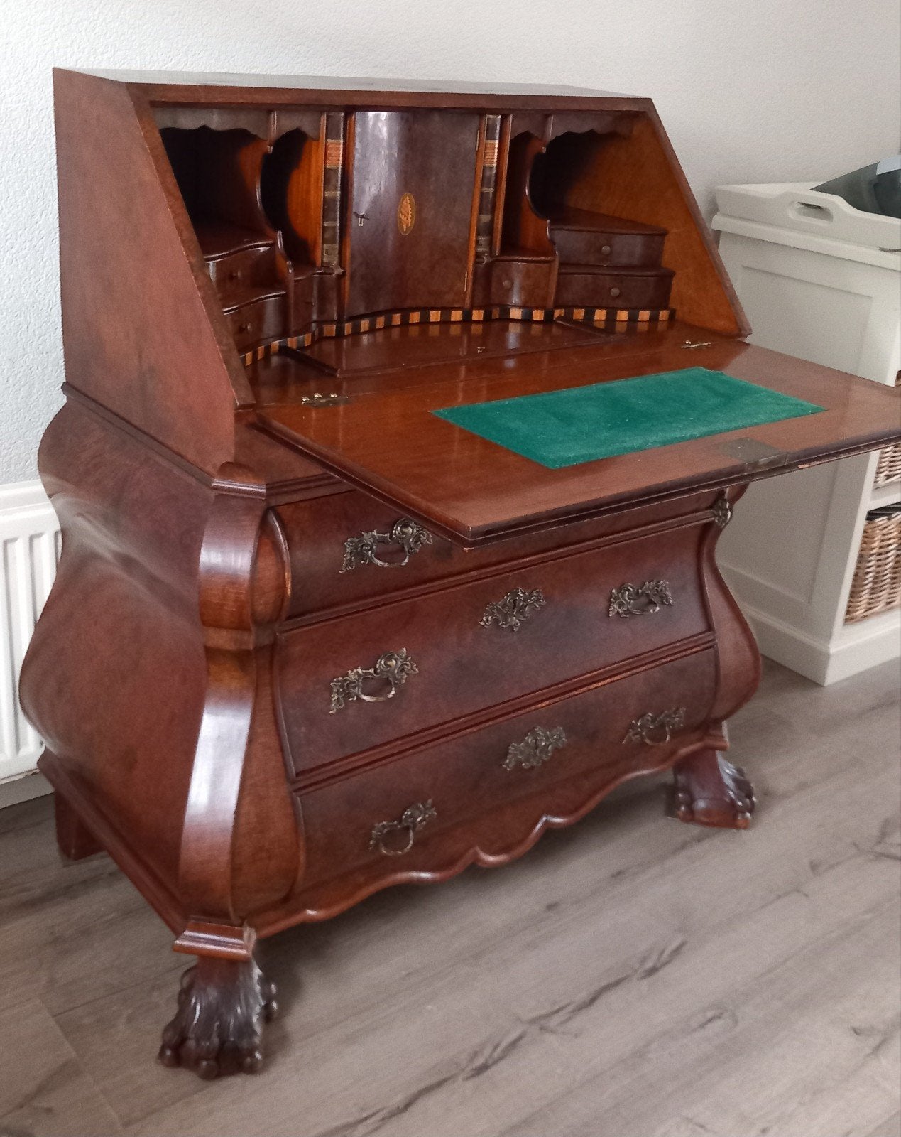 Buikkast secretaire, Ophalen, Gebruikt