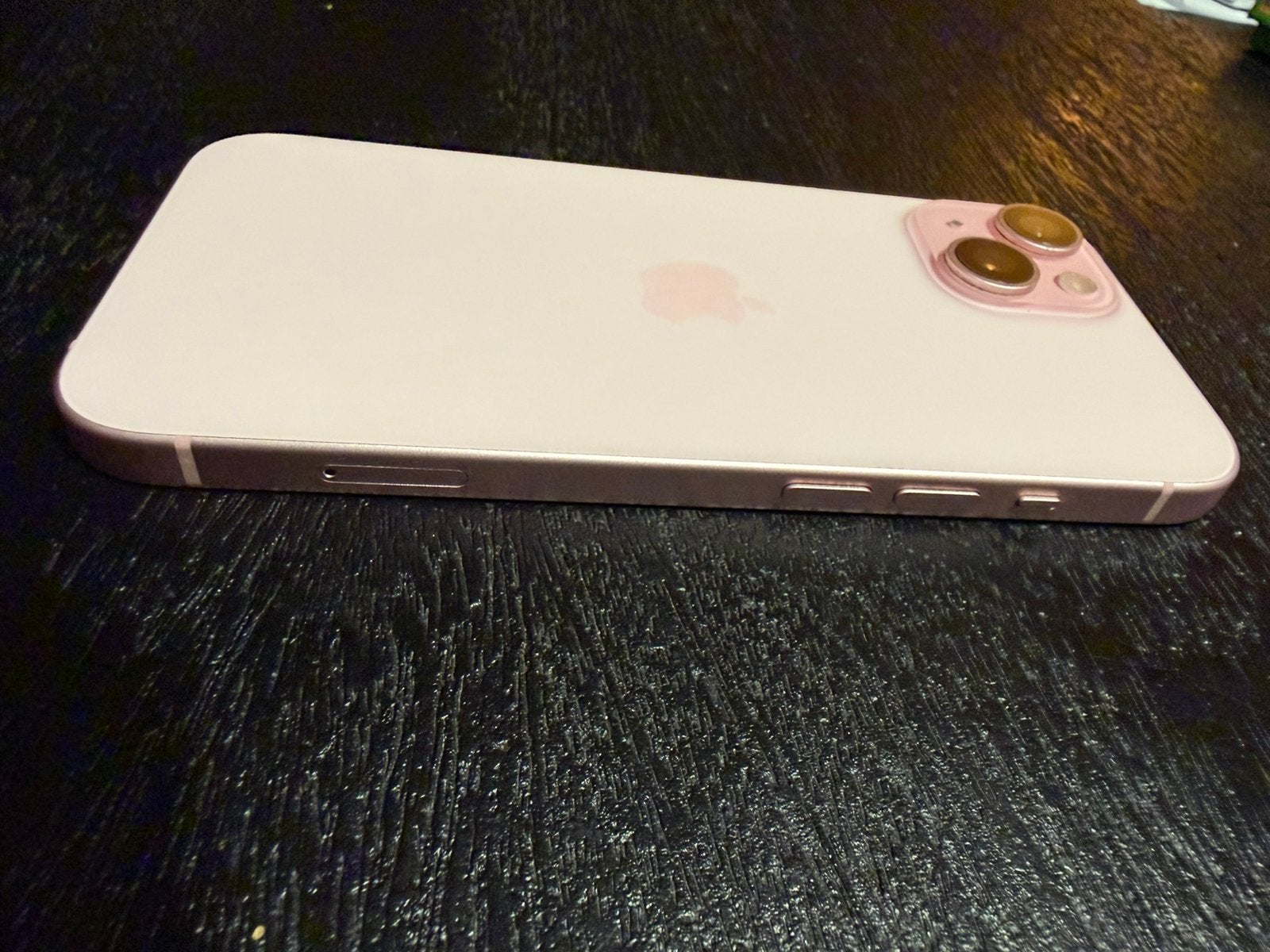 Foto 4 van iPhone 15 roze 128 GB opslag