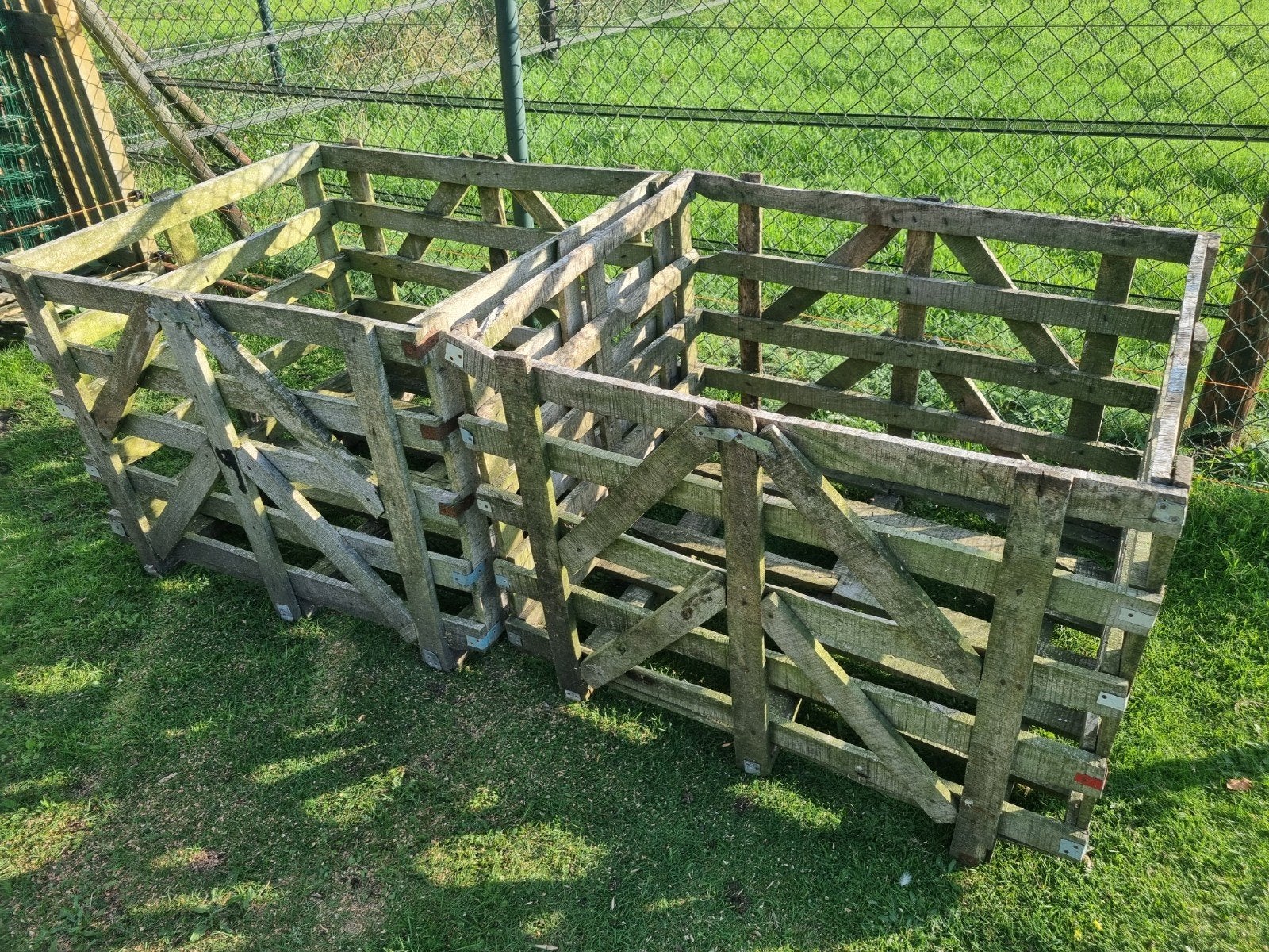 hardhouten kratten, Minder dan 3 m³, Ophalen