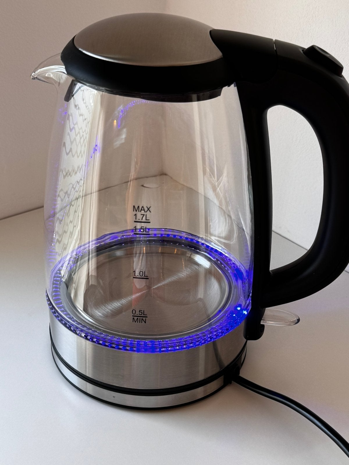 Glazen Waterkoker 1,7L met LED-verlichting, 1 tot 2 liter, Ophalen of Verzenden, Zo goed als nieuw, Rvs