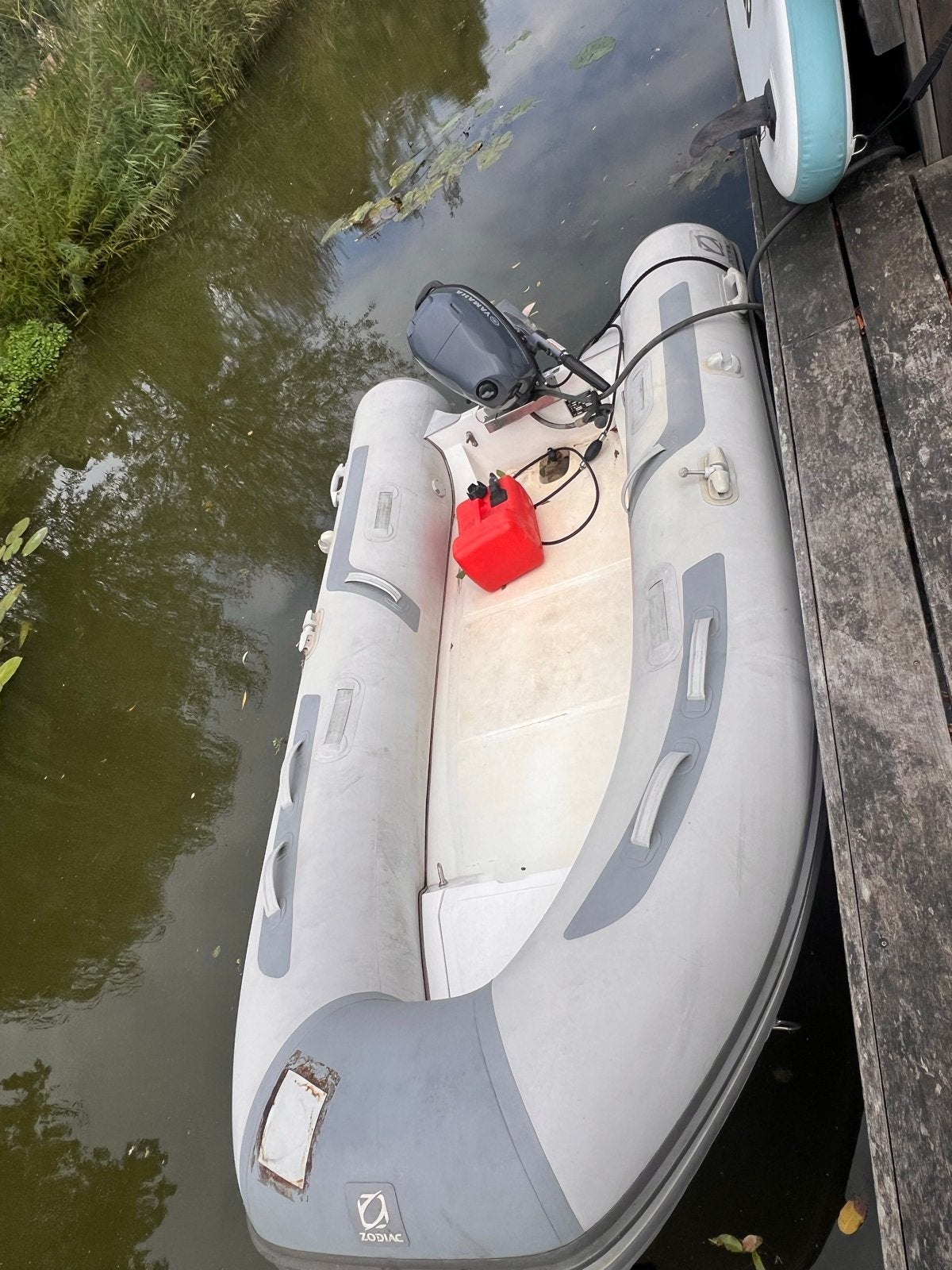 Zodiac rubberboot met Yamaha buitenboordmotor, Zodiac, Ophalen, Polyester/glasvezel, Gebruikt
