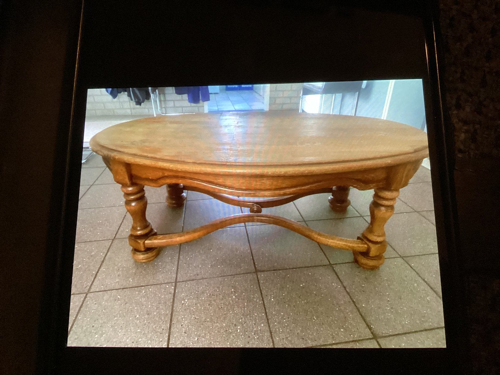 Ovale houten salontafel - Klassiek design, Huis en Inrichting, Tafels | Salontafels, Ophalen, Gebruikt, 100 tot 150 cm, 50 tot 100 cm