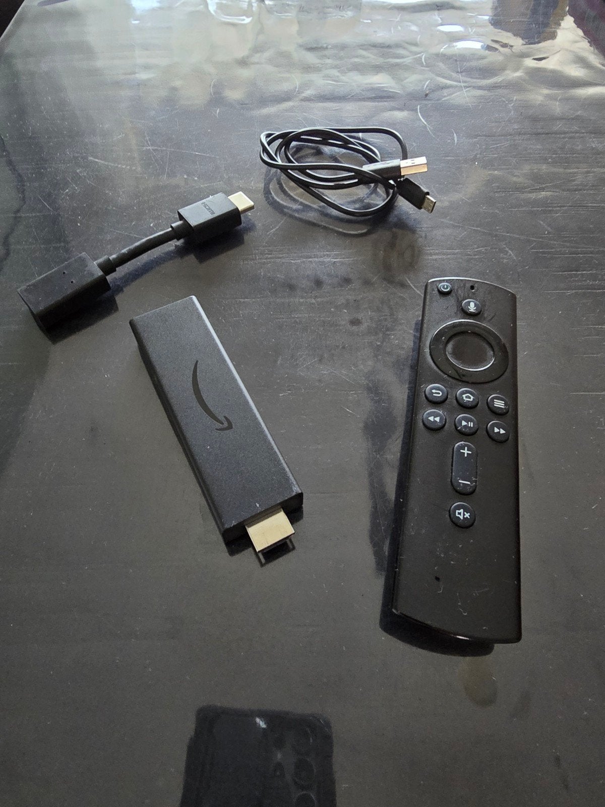 Amazon Fire TV Stick 4K met afstandsbediening, Ophalen of Verzenden, Zo goed als nieuw, HDMI, Zonder harde schijf