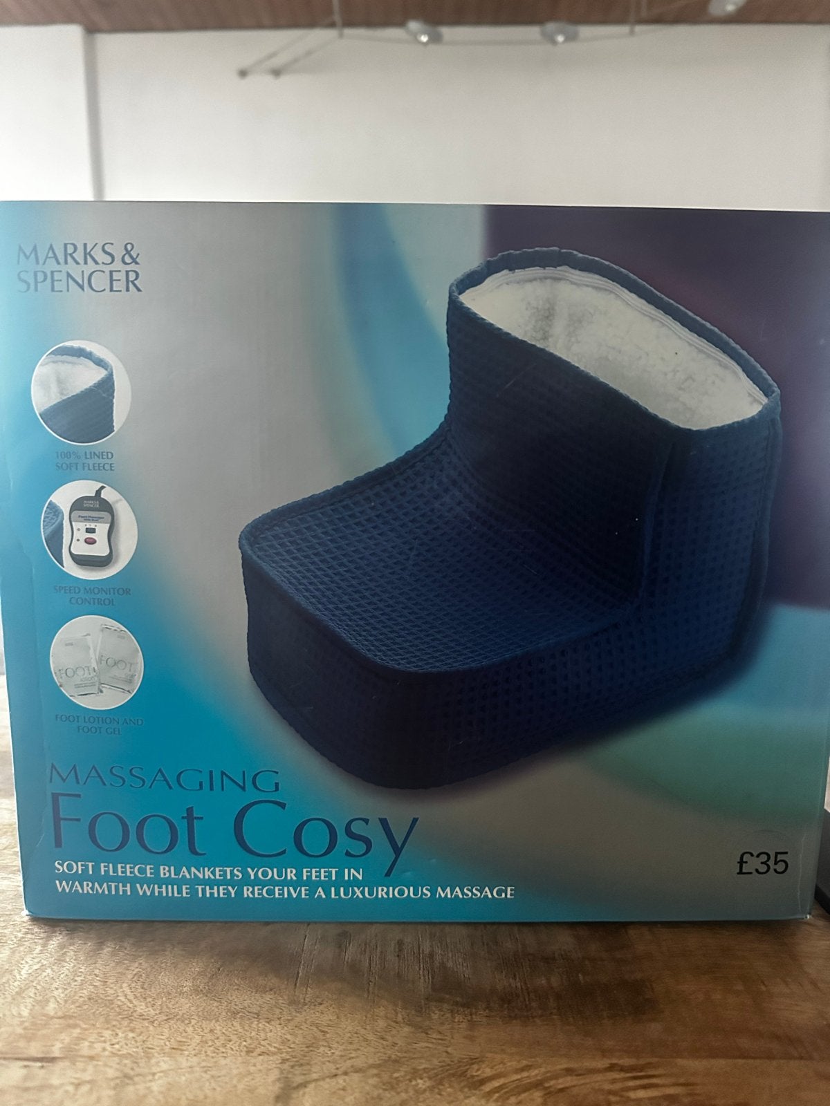 Marks & Spencer Massaging Foot Cosy - Voetmassageapparaat, Ophalen of Verzenden, Zo goed als nieuw, Apparaat