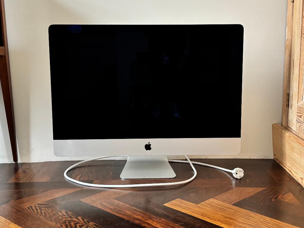 iMac Retina 5K Quad-Core Intel Core i5 8GB, Ophalen, IMac, Zo goed als nieuw, 3 tot 4 Ghz