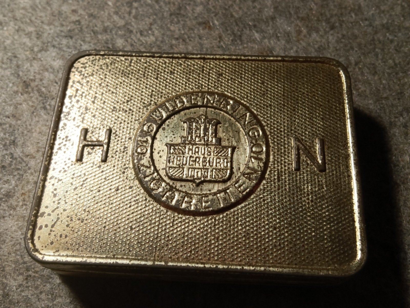 Wehrmacht Tropen packing sigaretten doosje met originele wik, Verzamelen, Ophalen of Verzenden, Duitsland