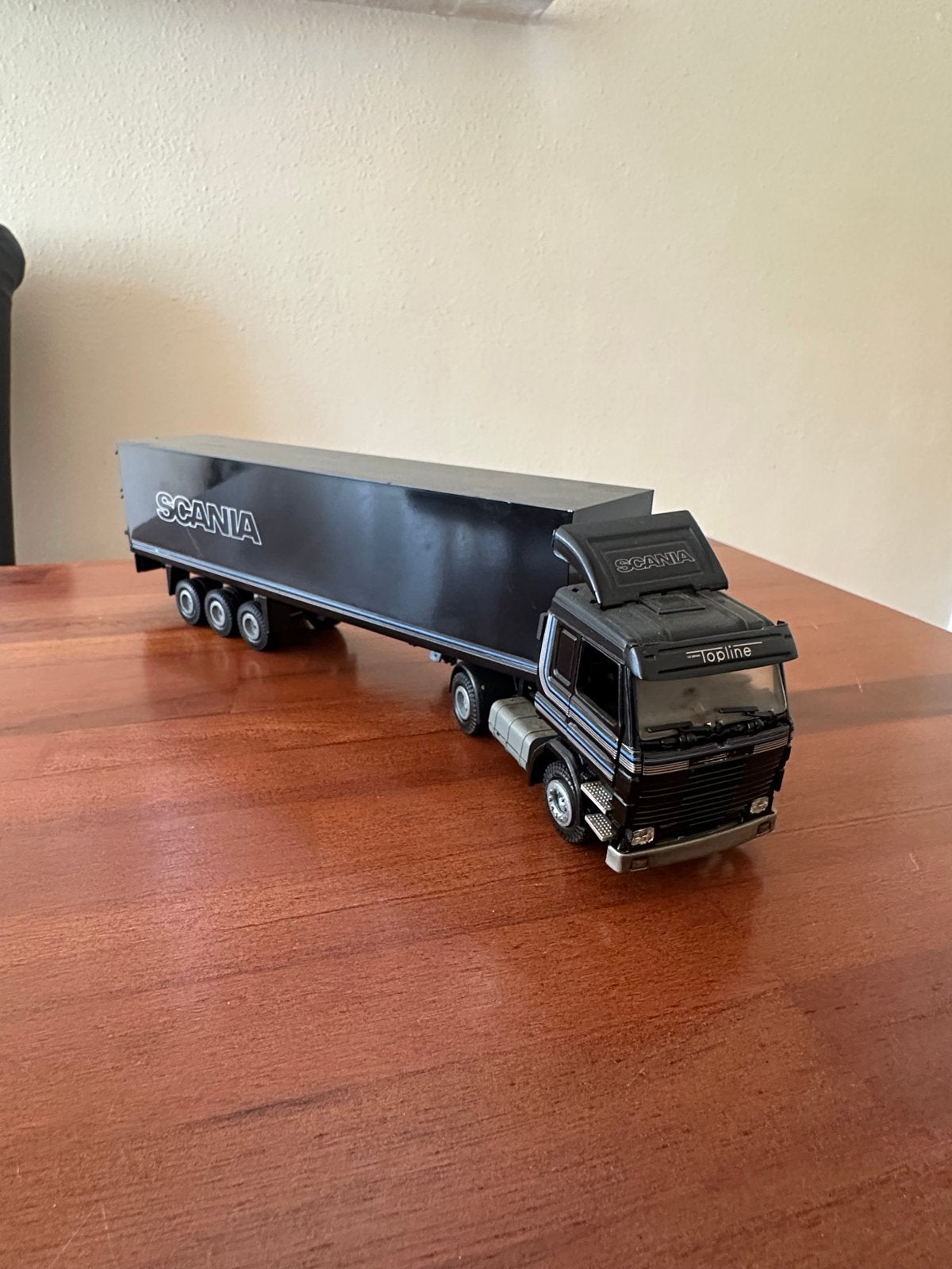Scania modelvrachtwagens set - Topline en 143M, Overige merken, Gebruikt, 1:32 tot 1:50, Ophalen of Verzenden