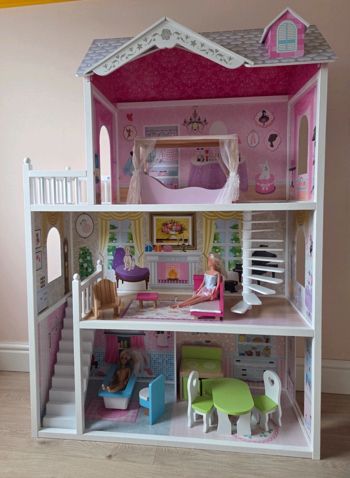 Houten barbiehuis van Bandits en Angels, Kinderen en Baby's, Speelgoed | Poppenhuizen, Ophalen, Gebruikt, Poppenhuis