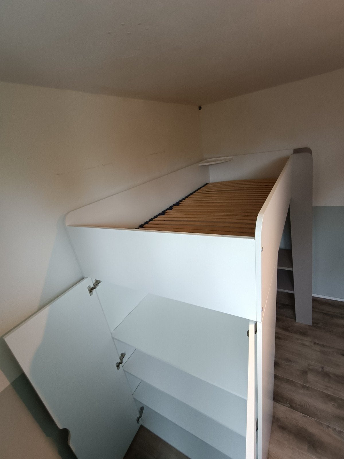 Stevig hoogslaper met bureau en kast, Ophalen, Eenpersoons, 160 tot 180 cm, Zo goed als nieuw