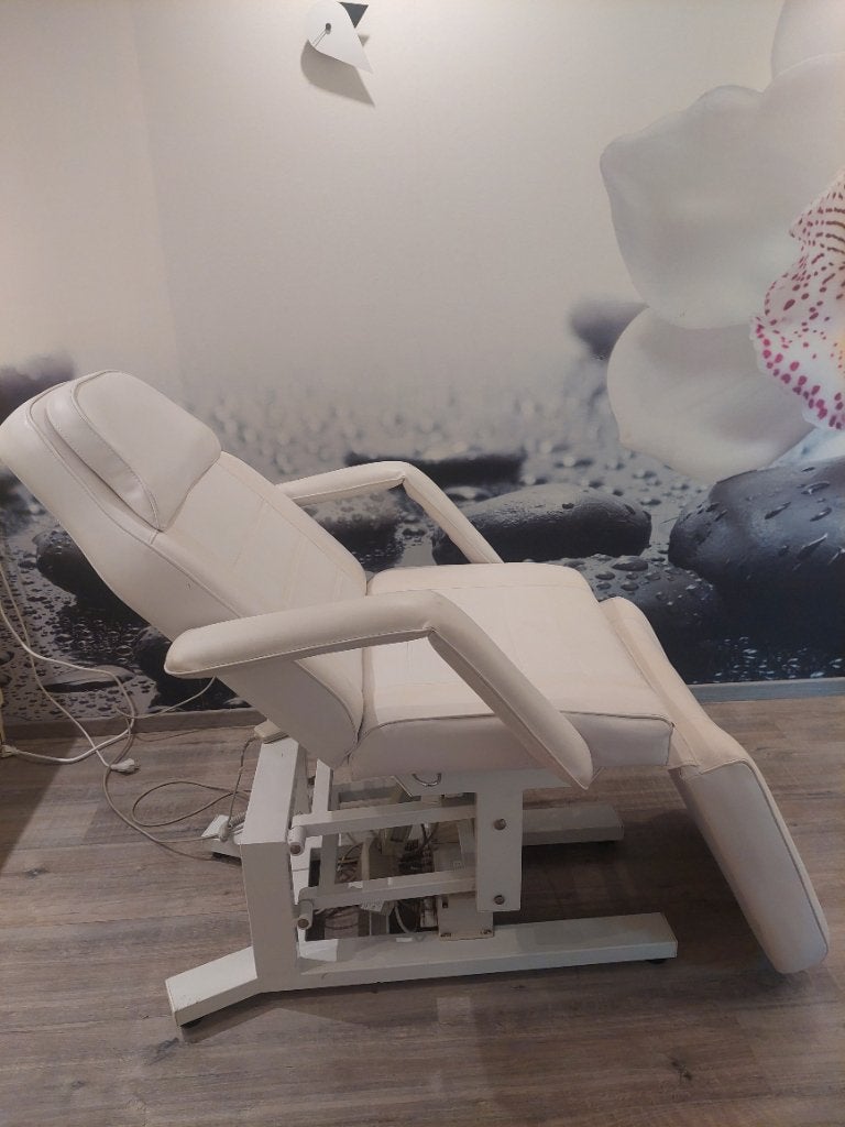 Elektrisch bedienbare behandelstoel salon, Ophalen, Gebruikt, Overige typen