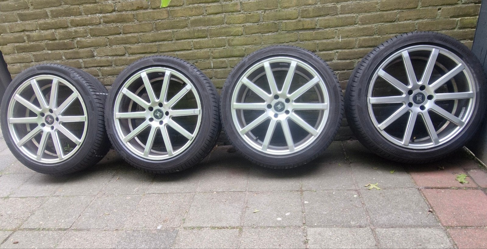 20 inch a8 velgen met bijna nieuwe zomerbanden, Auto-onderdelen, Banden en Velgen, Banden en Velgen, Ophalen of Verzenden, 235 mm