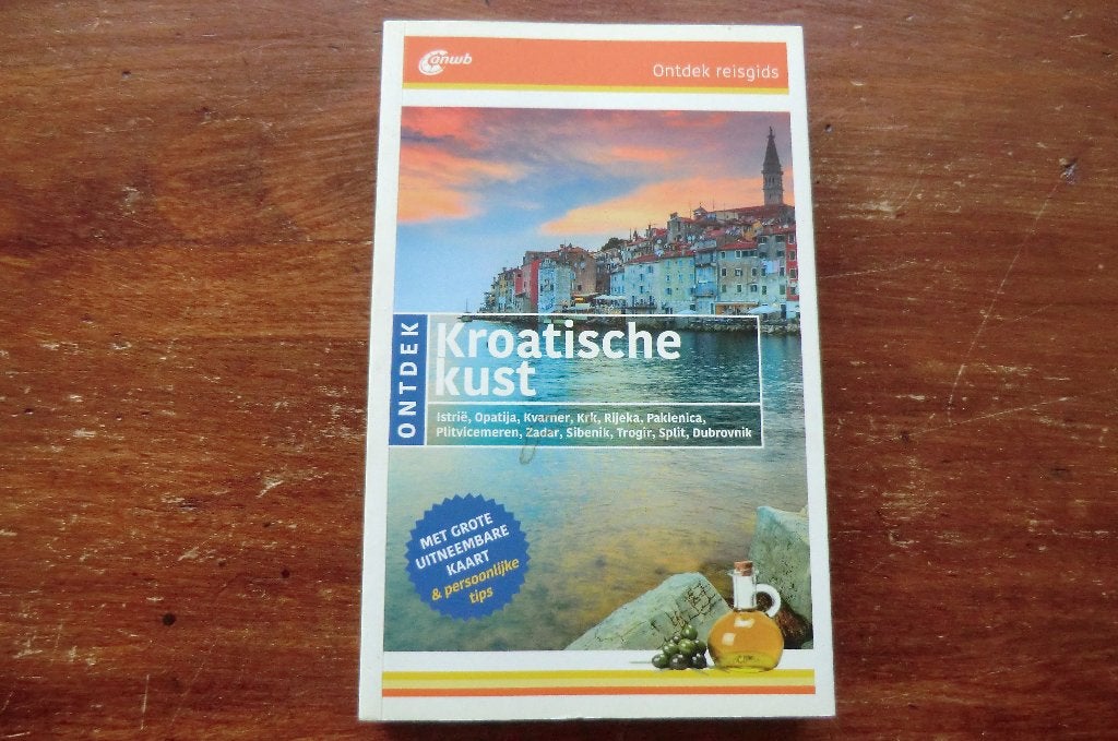 reisgids - Kroatische kust - anwb (2016) / Kroatië, Istrië, Europa, Ophalen of Verzenden, Zo goed als nieuw, Reisgids of -boek