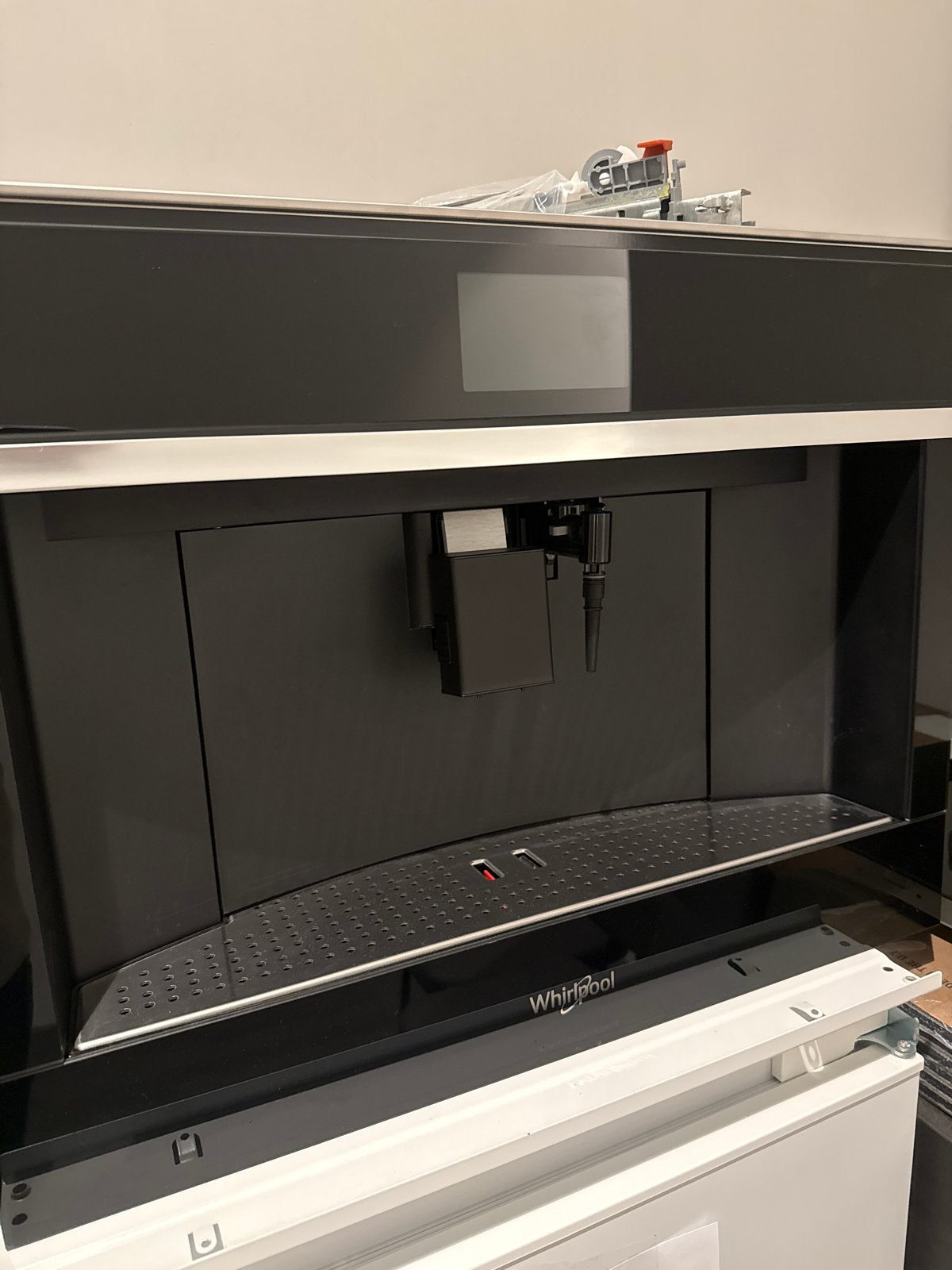 Whirlpool inbouw koffiemachine - Nieuwstaat, Ophalen, Afneembaar waterreservoir, Espresso apparaat, 10 kopjes of meer