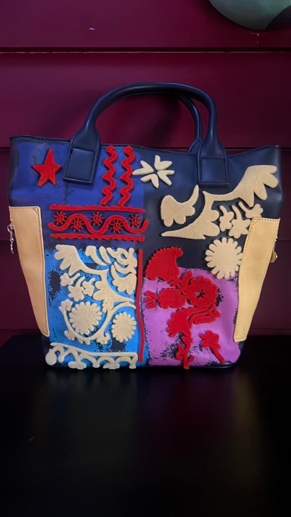 Desiqual tas, Sieraden, Tassen en Uiterlijk, Overige kleuren, Verzenden, Minder dan 40 cm, Nieuw
