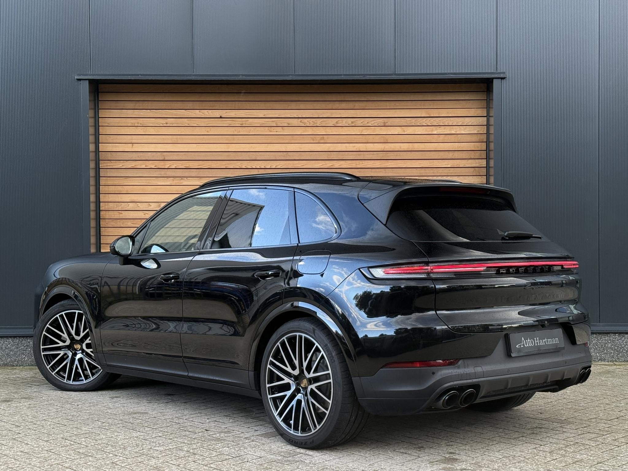 Porsche Cayenne 3.0 E-Hybrid Black Edition MASSAGE|PASSENGER, Auto's, Automaat, Gebruikt, 2995 cc, Hybride Elektrisch/Benzine