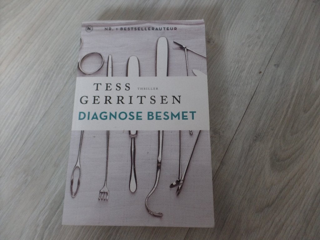 Tess Gerritsen Diagnose besmet, Ophalen of Verzenden, Zo goed als nieuw, Tess Gerritsen, Amerika