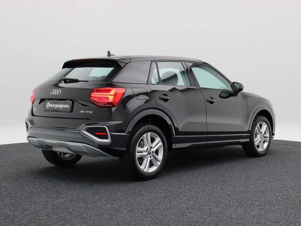 Audi Q2 Advanced Edition | Parkeer sensoren | Achteruitrijca, Auto's, Audi, Voorwielaandrijving, Stof, 150 pk, Zwart