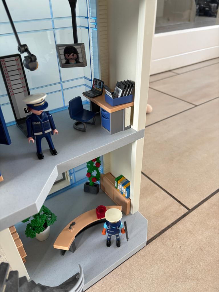 Playmobil 71395 Politiebureau met Gevangenis, Ophalen of Verzenden, Zo goed als nieuw, Los playmobil