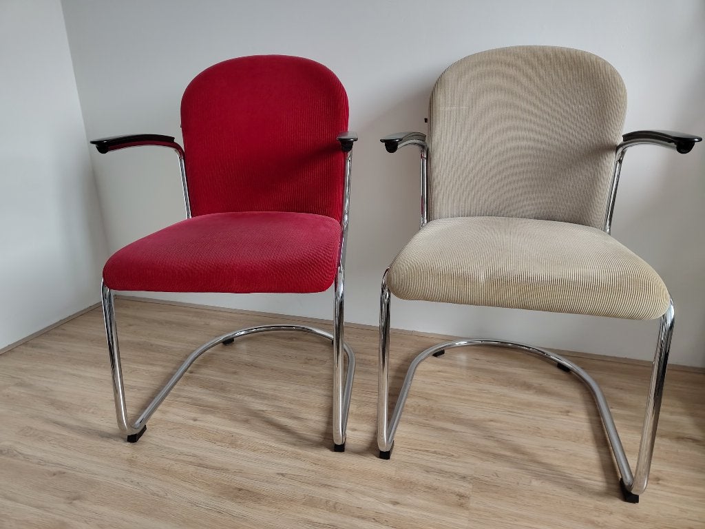 Gispen stoelen, Huis en Inrichting, Ophalen, Metaal, Gebruikt, Twee