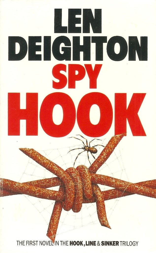 Len Deighton - Spy hook, Ophalen of Verzenden, Gelezen, Len Deighton