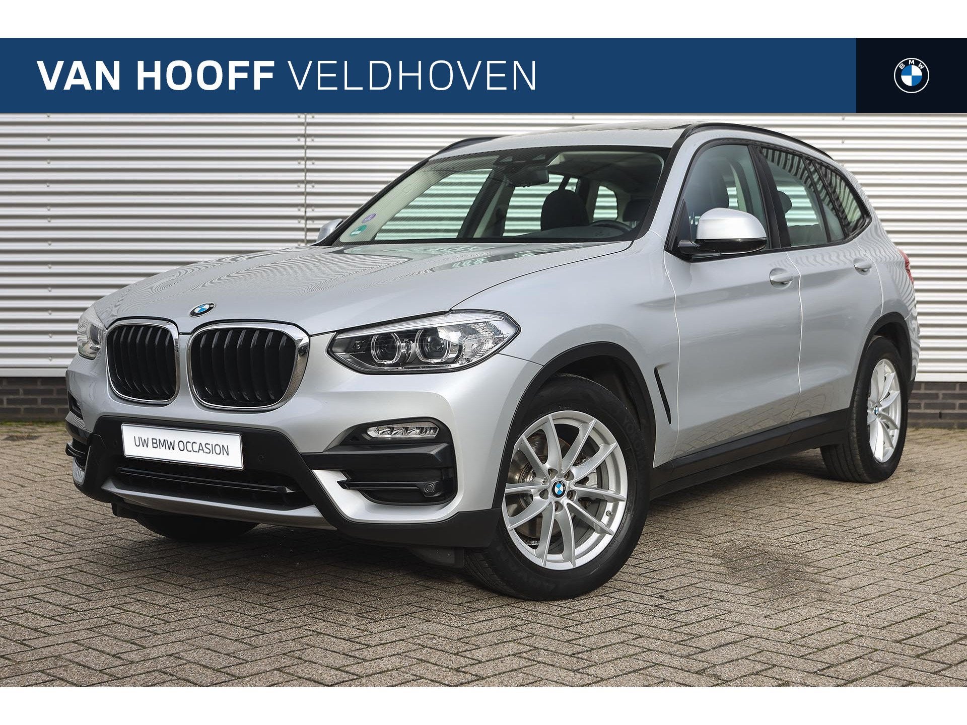 BMW X3 xDrive20i Automaat / Panoramadak / Trekhaak / Sportst