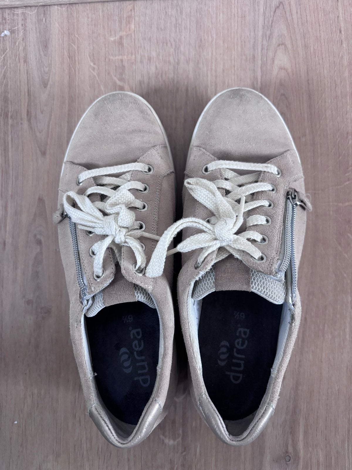 Durea sneakers beige maat 6.5 K, Ophalen of Verzenden, Gedragen, Beige, Sneakers of Gympen