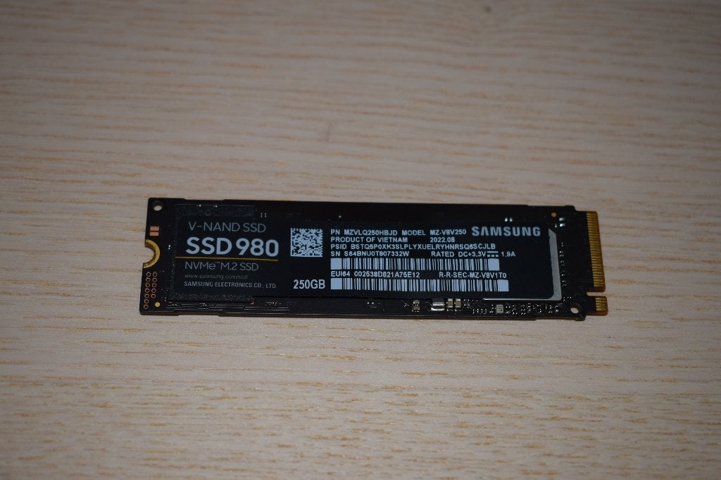 Samsung SSD 980 m2 nvme, Intern, SSD, Ophalen of Verzenden, Zo goed als nieuw