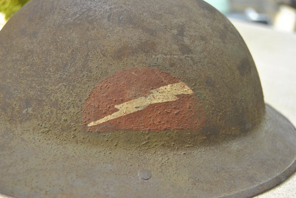 WO1 Amerikaanse M17 helm 78ste Inf. Divisie, Ophalen of Verzenden, Landmacht, Amerika, Helm of Baret