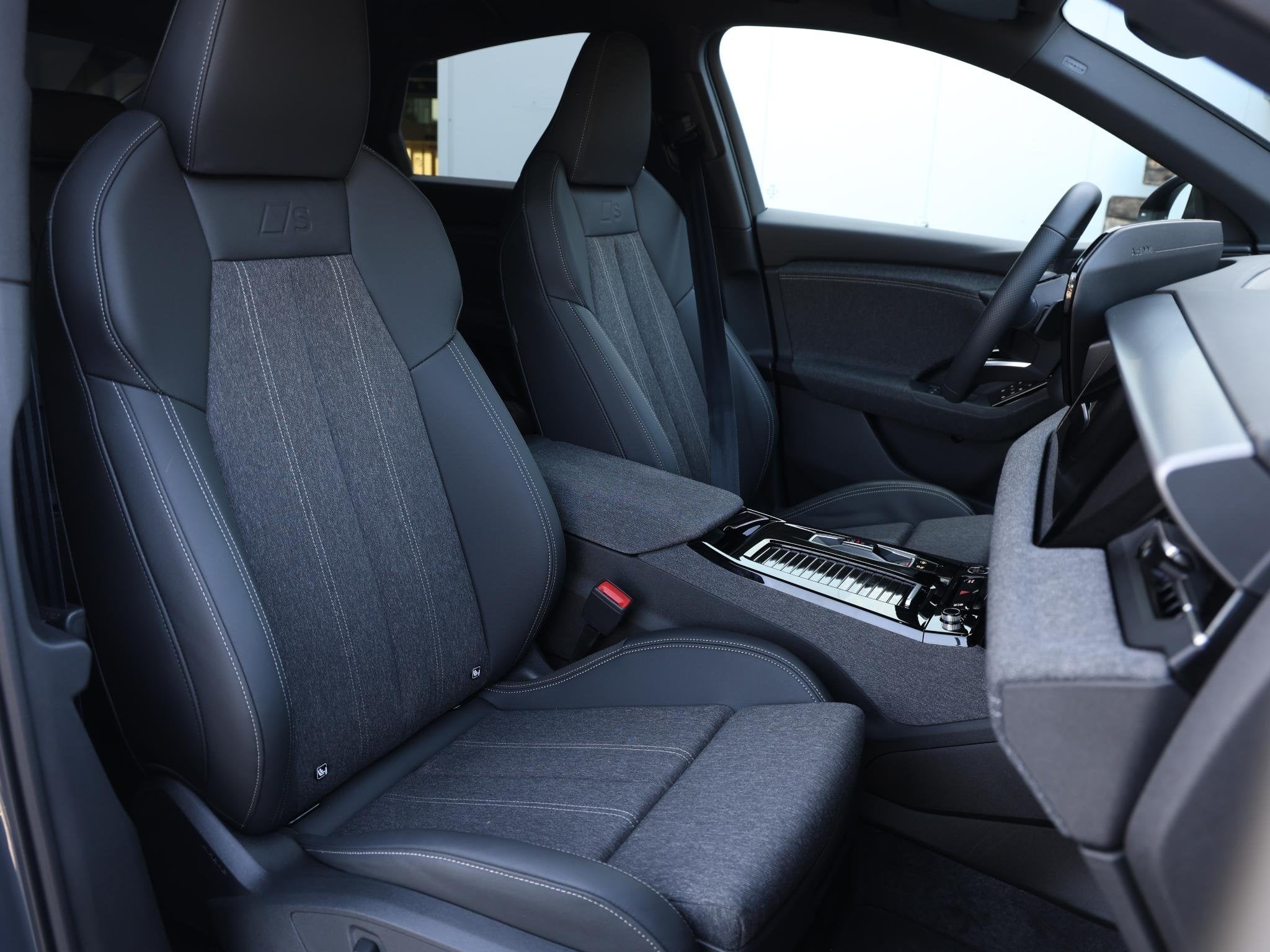 Foto 8 van Audi Q6 Sportback e-tron S edition performance 100 kWh | Ele