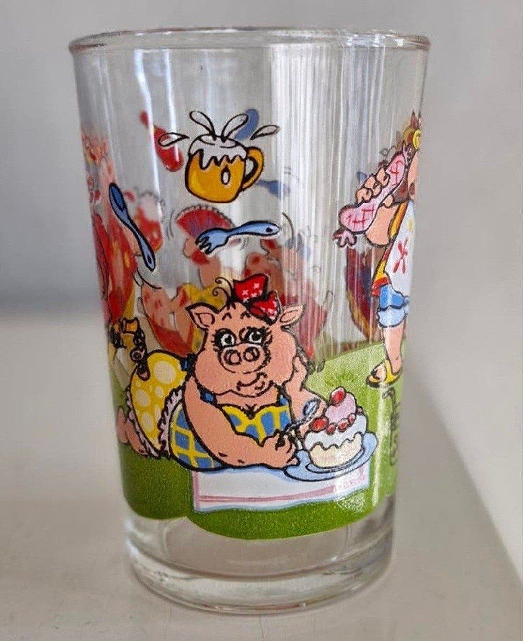 Leuk glas met vrolijke varkentjes, Ophalen of Verzenden, Glas, Overige stijlen, Glas of Glazen
