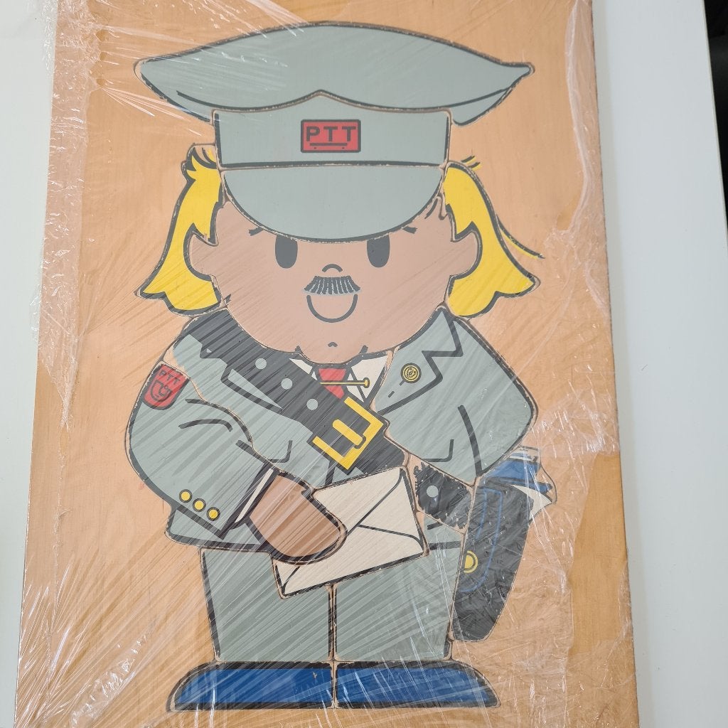 Puzzel postbode - ROLF -  hout - 15 stukjes, Ophalen of Verzenden, Gebruikt