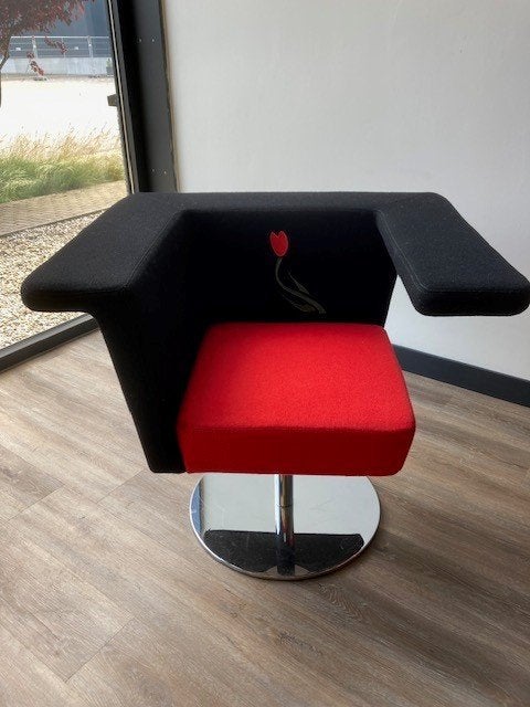 Zeer mooie Design (draai)stoel De stoel kan draaien, Huis en Inrichting, Ophalen, Zo goed als nieuw, Rood, Eén