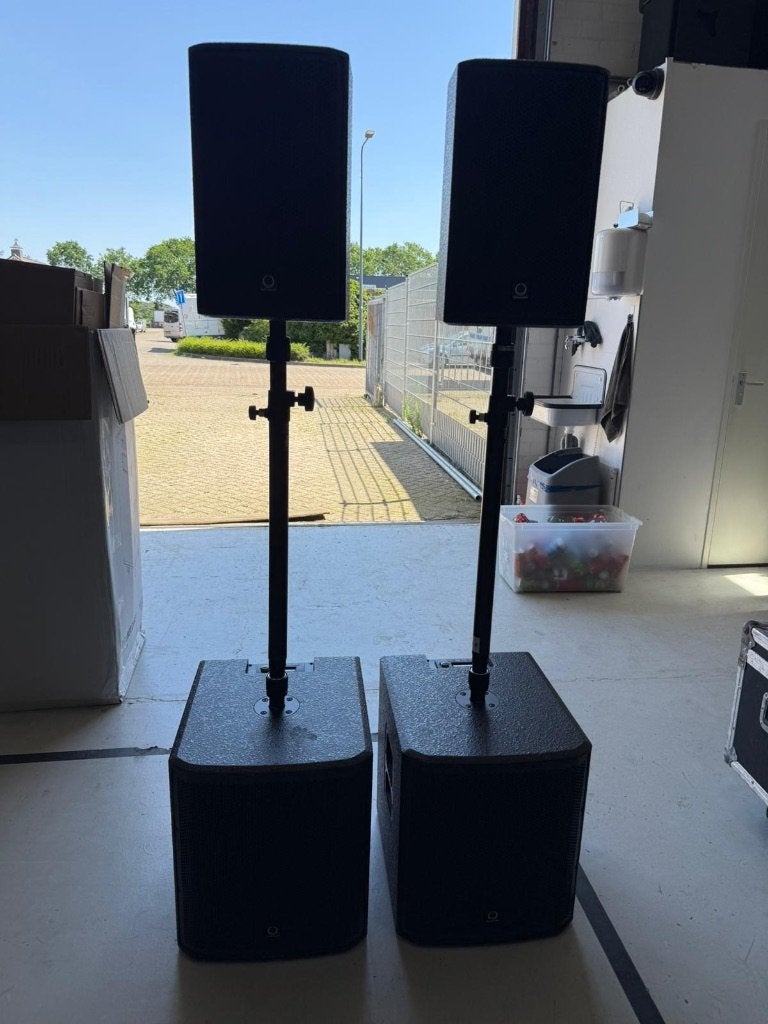 Turbosound iP12B bundel, Zo goed als nieuw, 120 watt of meer, Front, Rear of Stereo speakers, Ophalen