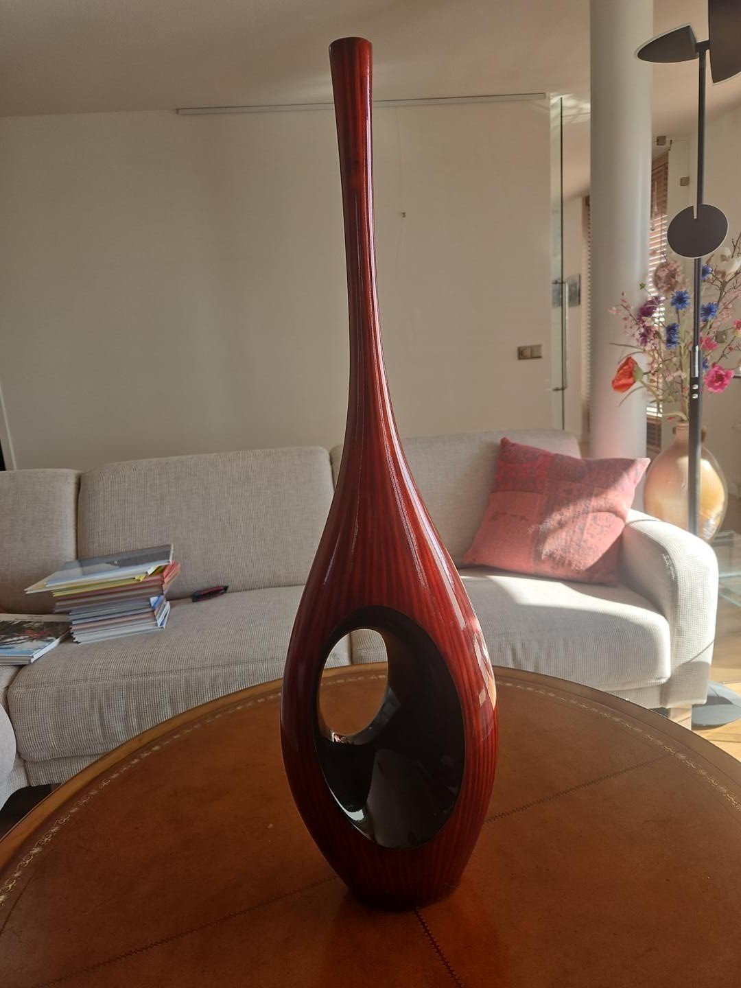 Design woonobject/ decoratievaas, Huis en Inrichting, Ophalen, Zo goed als nieuw, 87 cm, Rood