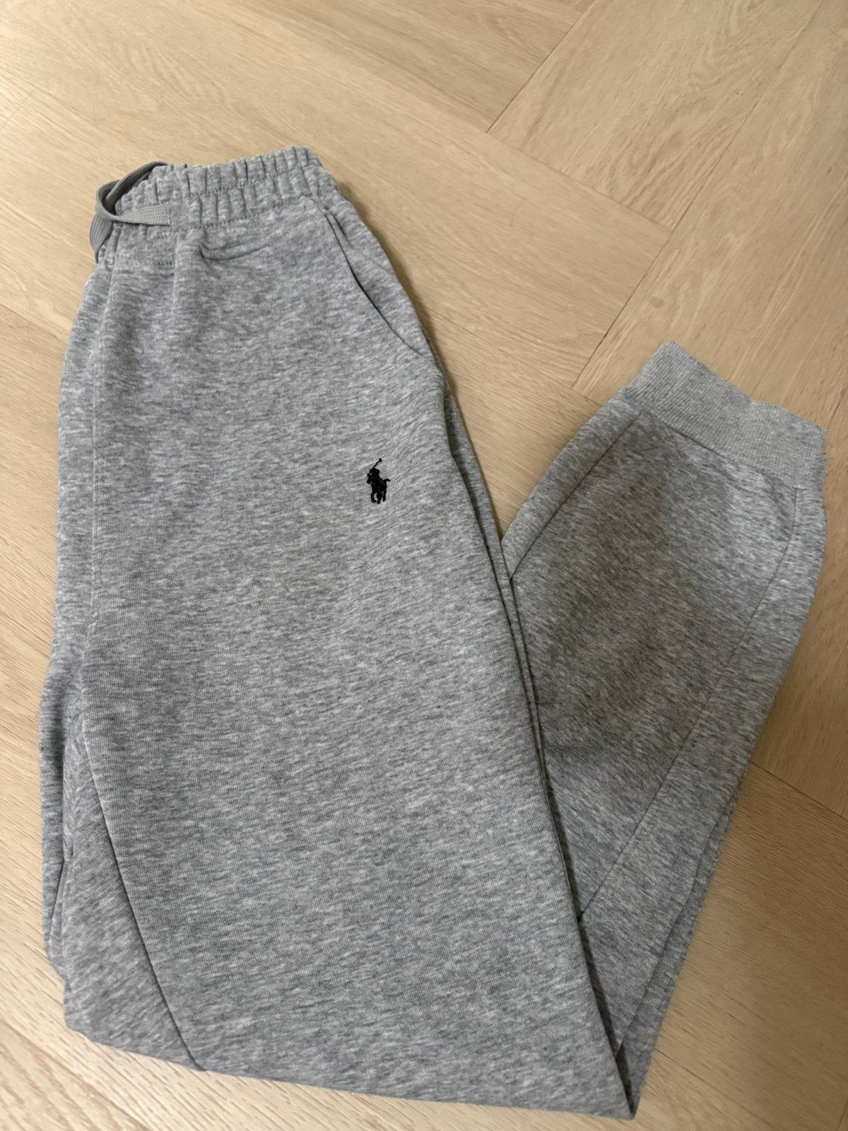 Ralph Lauren trainingsbroek, Kleding | Heren, Maat 52/54 (L), Ophalen of Verzenden, Zo goed als nieuw, Grijs