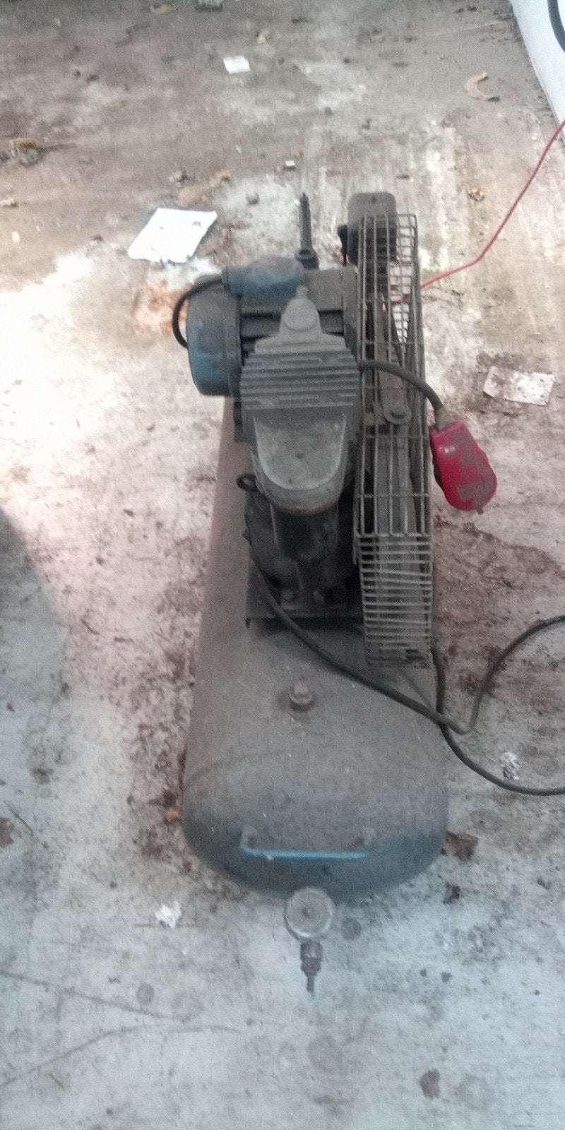 compressor airpress 380 volt, Doe-het-zelf en Verbouw, Compressors, Ophalen, Gebruikt, 6 tot 10 bar, Minder dan 200 liter/min