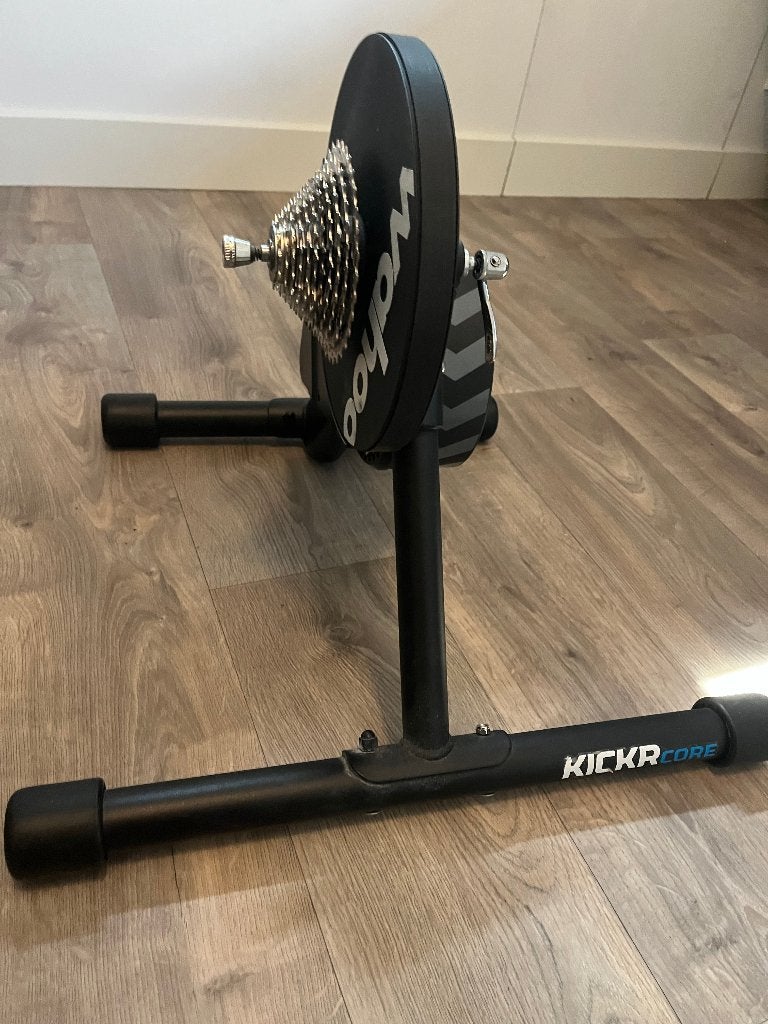 Wahoo KICKR CORE smart trainer zonder adapter/stroomkabel, Ophalen, Zo goed als nieuw, Overige typen