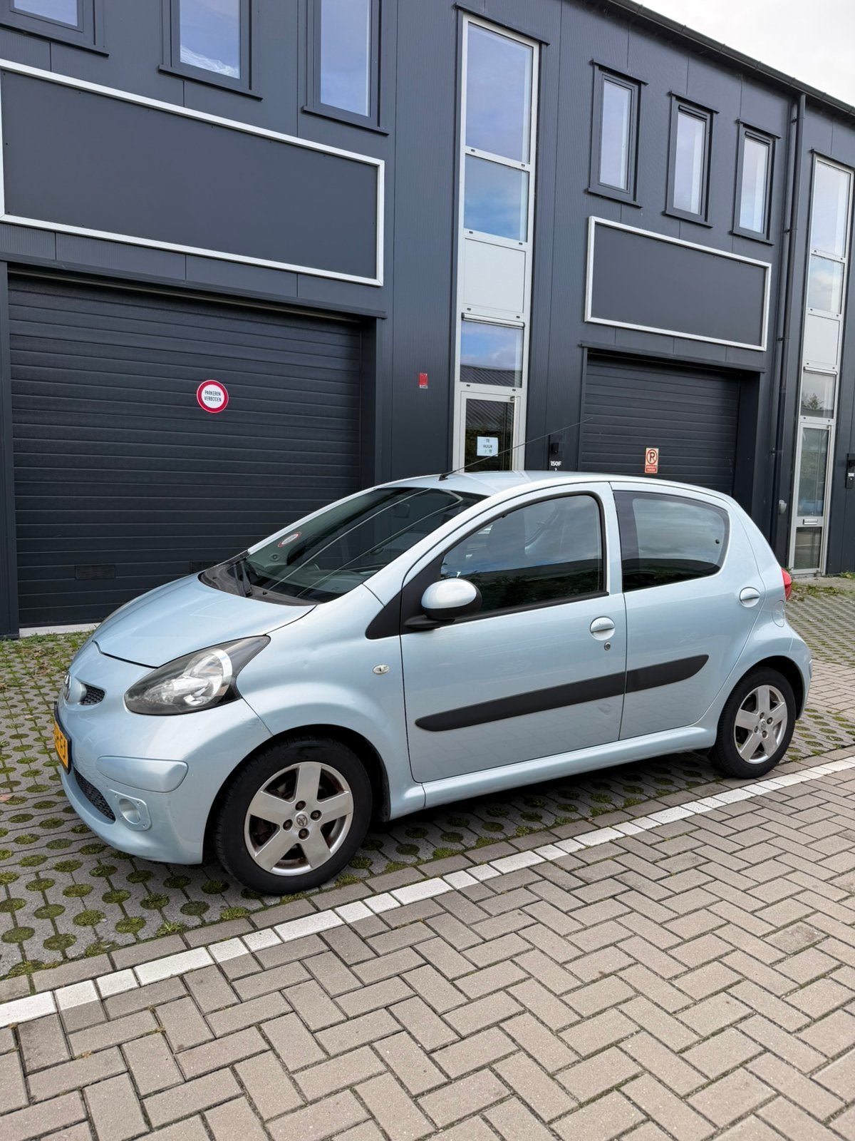 Toyota Aygo 1.0 5Deurs Automaat 2006 Blauw Airco/sensors, 68 pk, Origineel Nederlands, Bedrijf, 810 kg