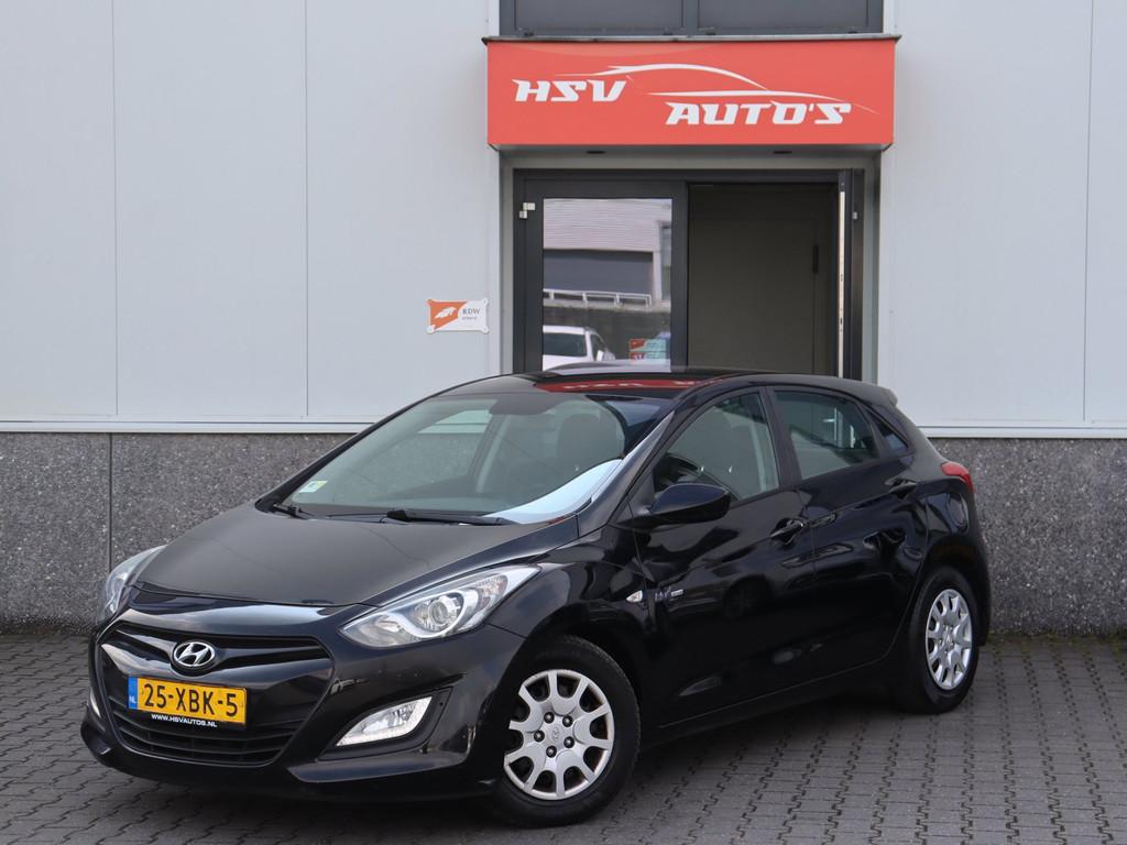 Hyundai I30 1.6 CRDi i-Motion airco 4-deurs, Auto's, Voorwielaandrijving, Euro 5, Gebruikt, 4 cilinders