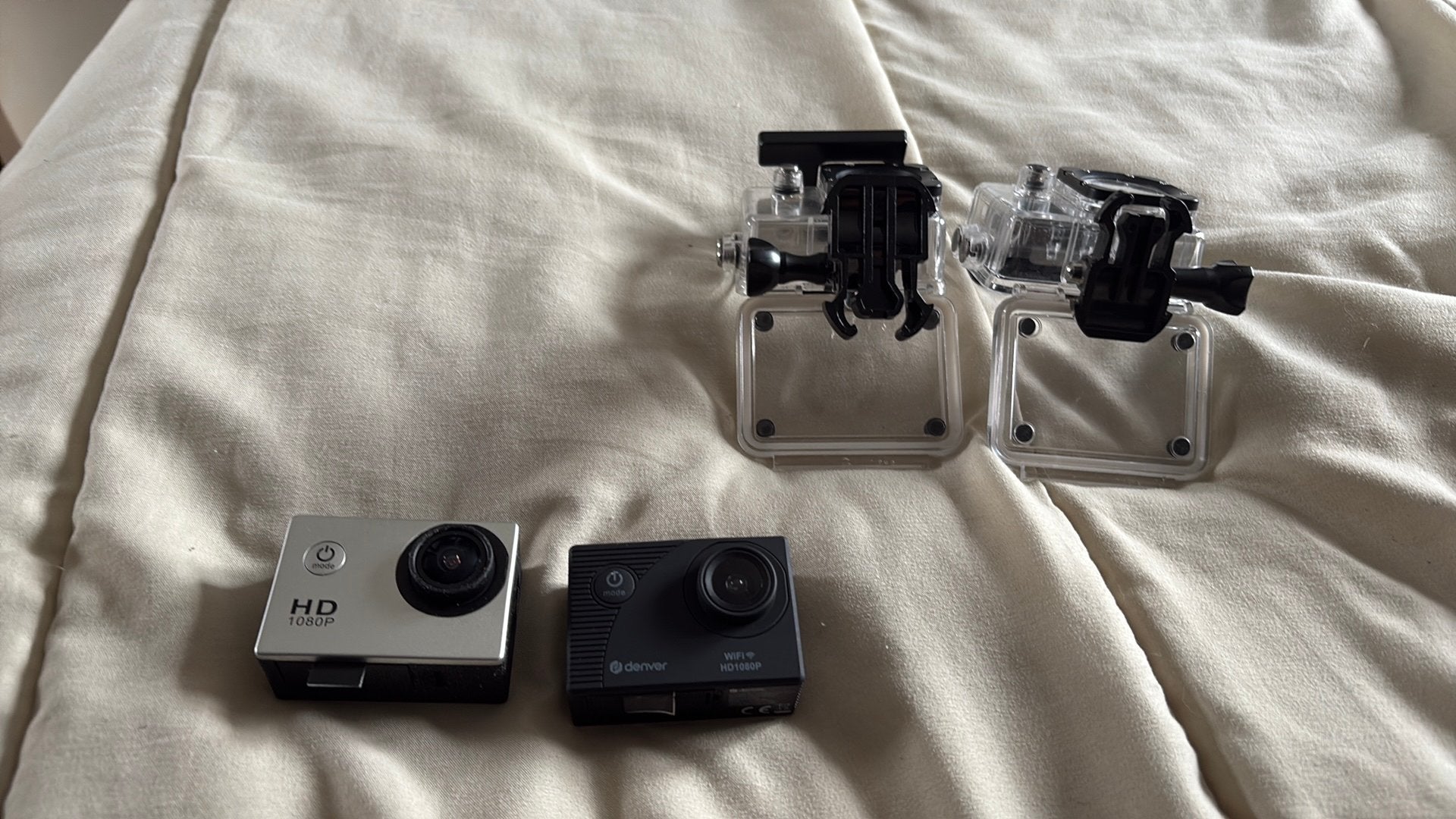 2x Actioncam HD 1080P – Denver WiFi + waterdichte behuizinge, Audio, Tv en Foto, Fotocamera's Digitaal, Ophalen of Verzenden, Gebruikt