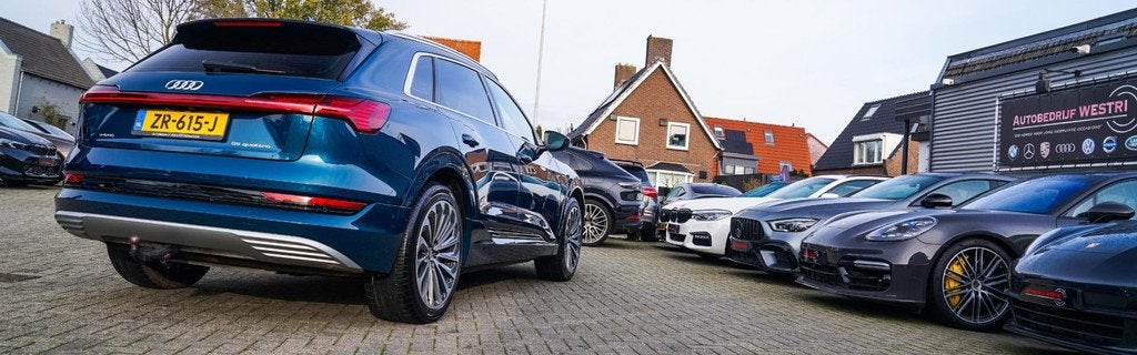 Audi E-tron E-tron 55 quattro advanced 95 kWh | Luchtvering, Auto's, Audi, Automaat, 131 €/maand, Zwart, 95 kWh